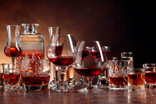 A Guide to Glasses Used in UK Bars - Wicstun Distillery